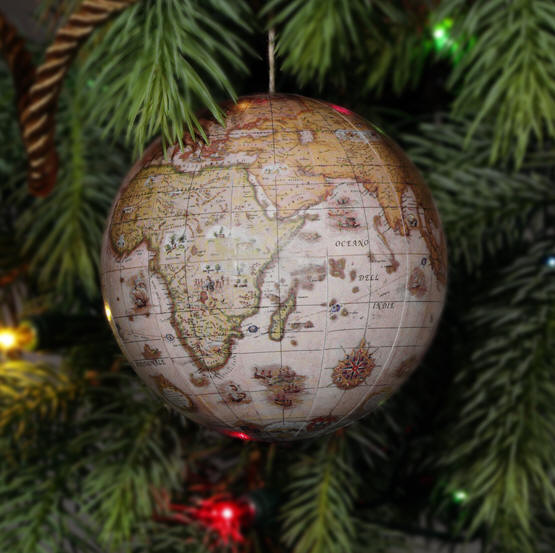 42201_Ornament_C_world_globe_replogle_Christmas.jpg