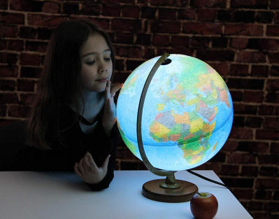 livingston world globe dekstop for kids
